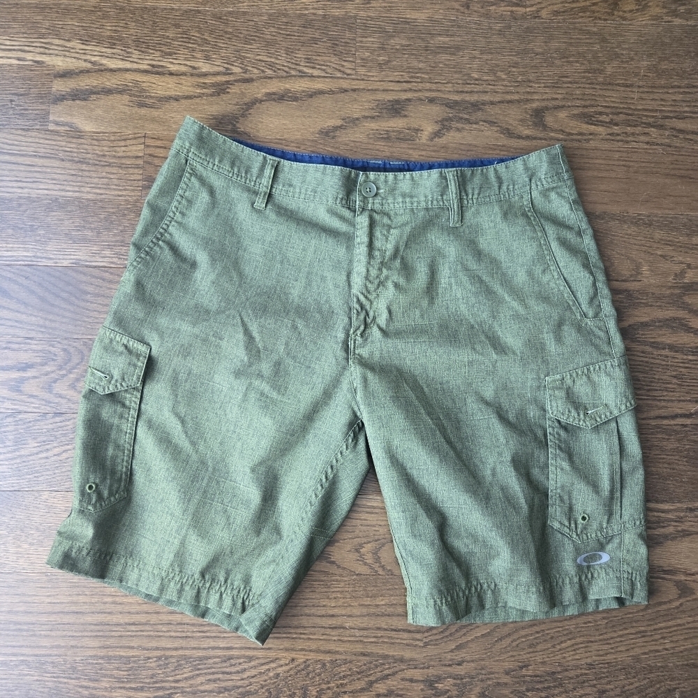 Oakley Olive Green Cargo Shorts Sz.36